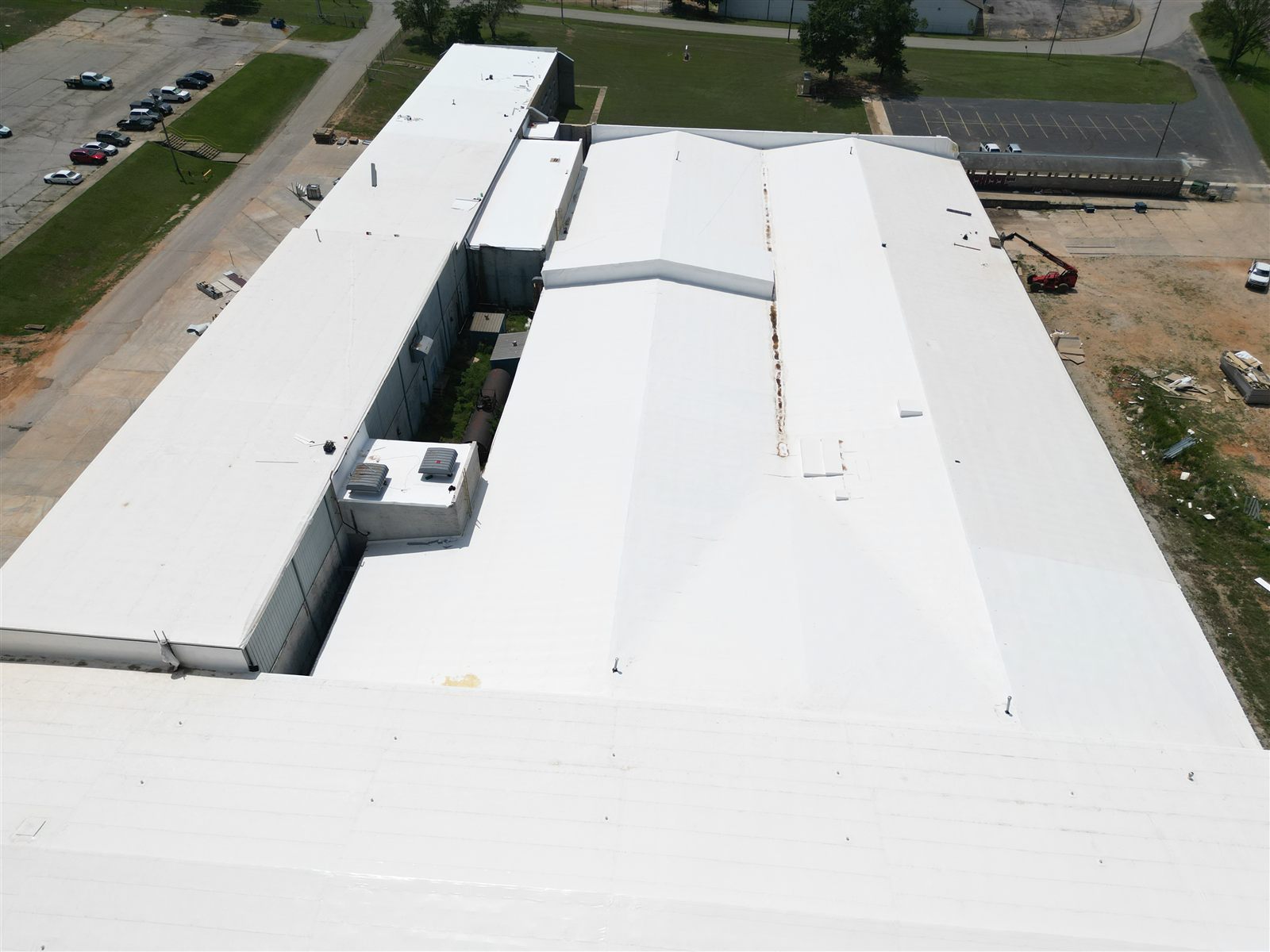 Completed commercial roof on an Arkansas building, aerial view